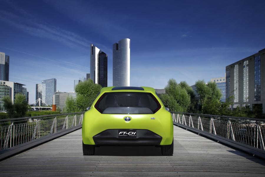  Toyota FT-CH Concept 2010 года  (фото 23 из 38)